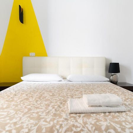 Romafullhouse Guesthouse Экстерьер фото